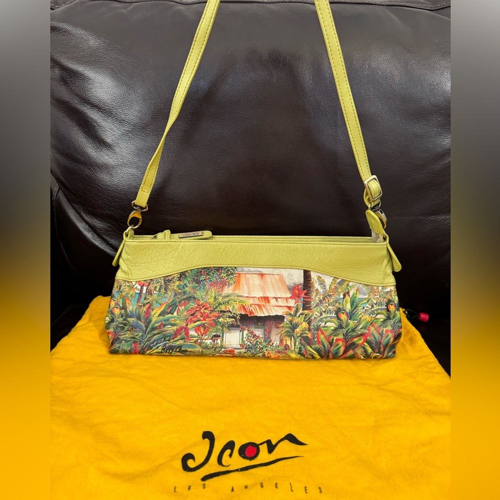 Small Icon Los Angeles Shoulder Bag